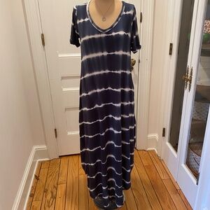 Miracle Berry Navy White Tie Dye Maxi Dress V Neck Short Sleeve Casual Flowy